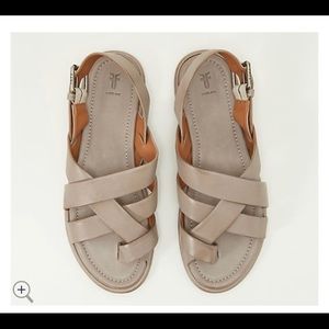 Frye Tait Softly Criss Cross Flat Sandals